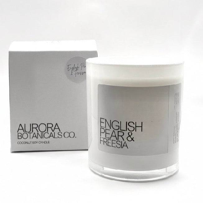 English Pear & Freesia 400g Candle